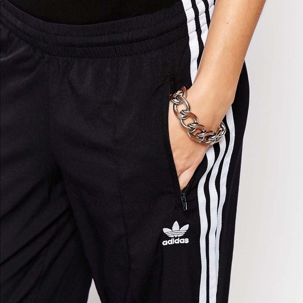 Classic Adidas jogger